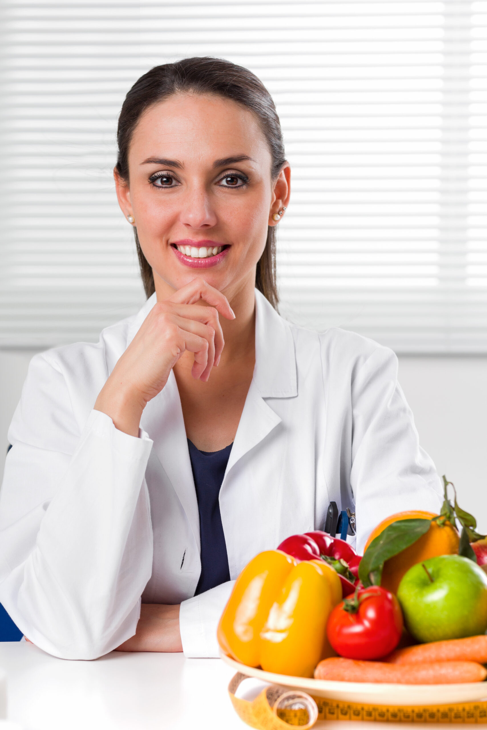 dietician working patients focused on metabolic health